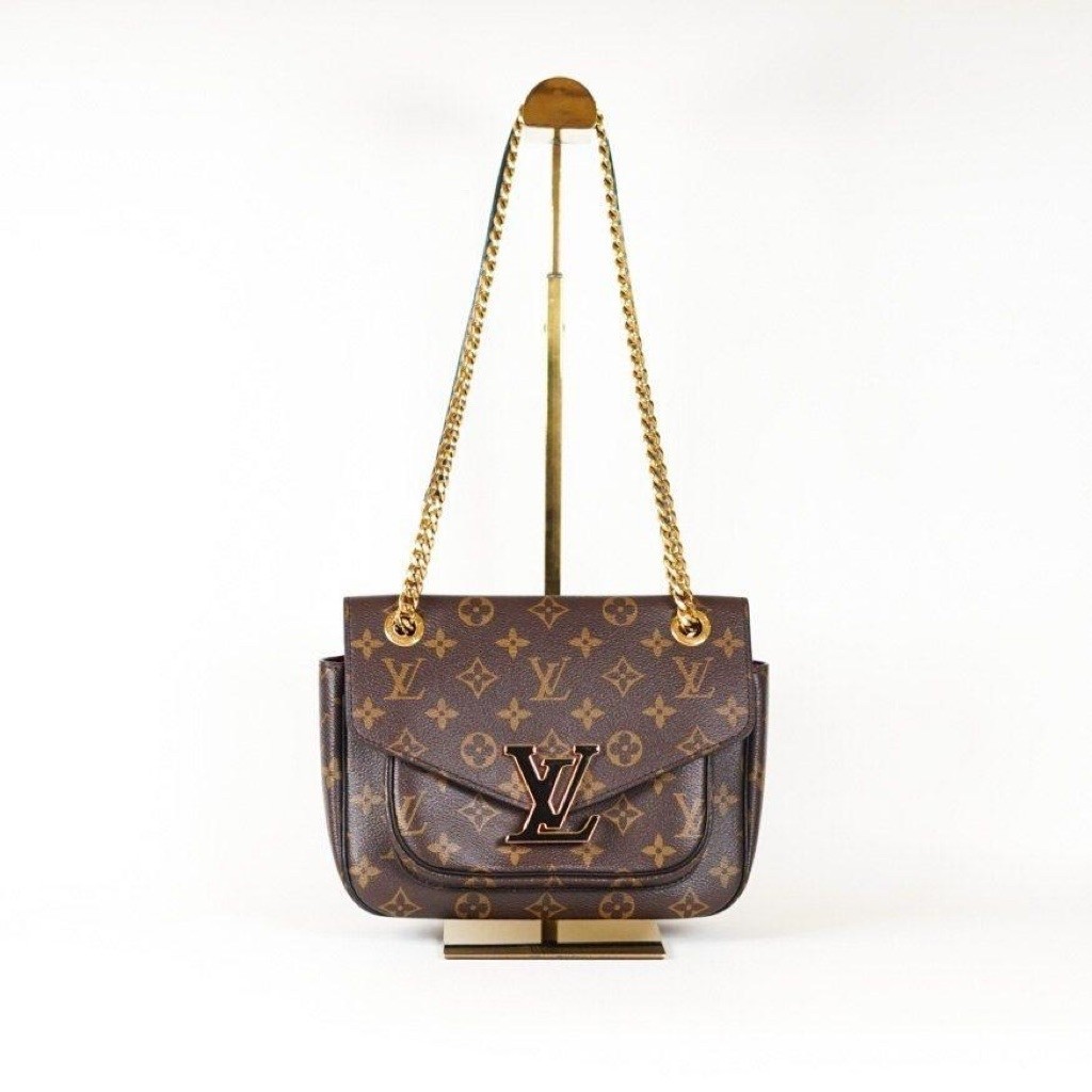(PRELOVED) Louis Vuitton LV Passy Monogram GHW 2021