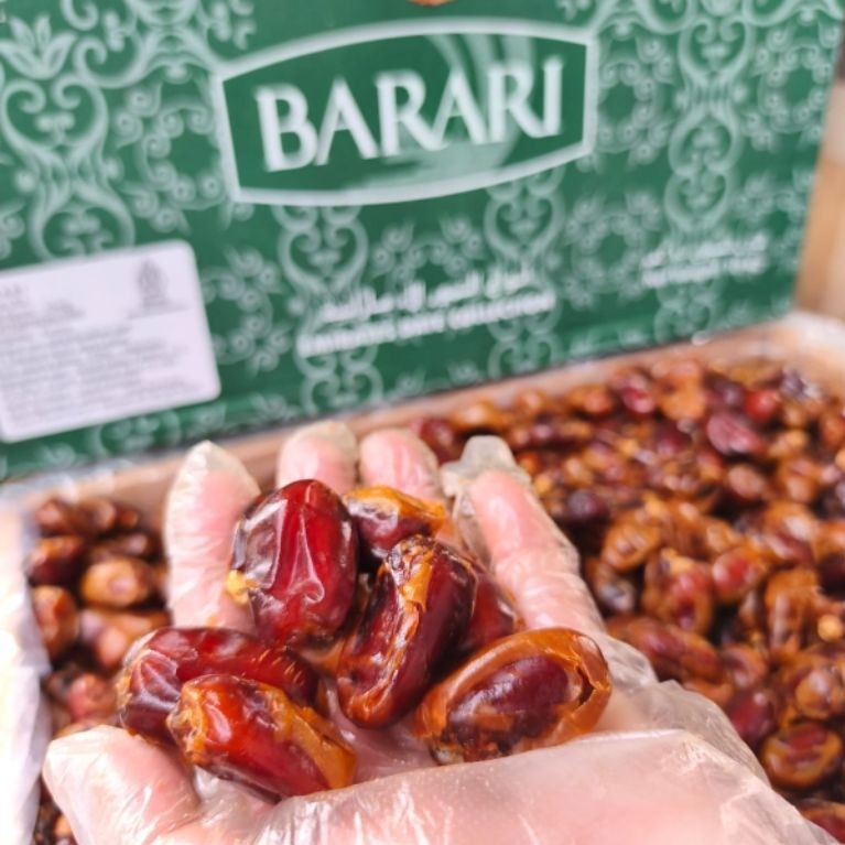 Kurma Khalas Emirates Barari 10 kg - Simpan di Tempat Kering, Tekstur Lembut, Mudah Dicerna