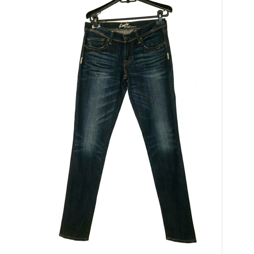 Levis Jeans DemiCurve Size 27