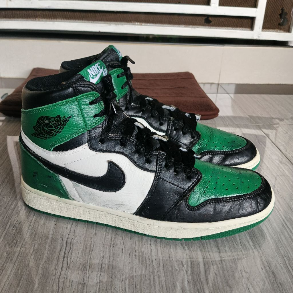 AJ1 Pine Green High Sneakers Casual Size 44 Insol 28 Cm