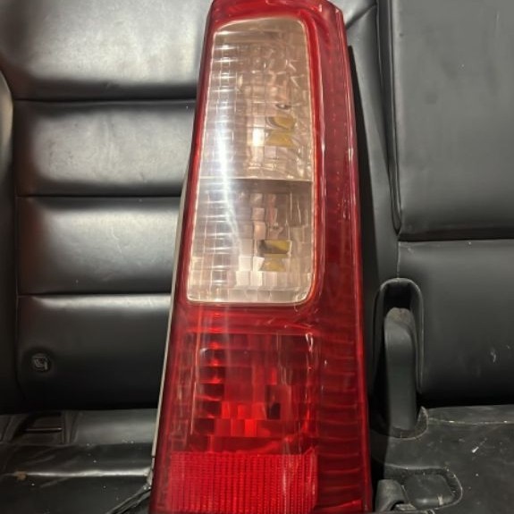 Stoplamp lampu belakang avanza 2004 2005 2006 2007 2008 original