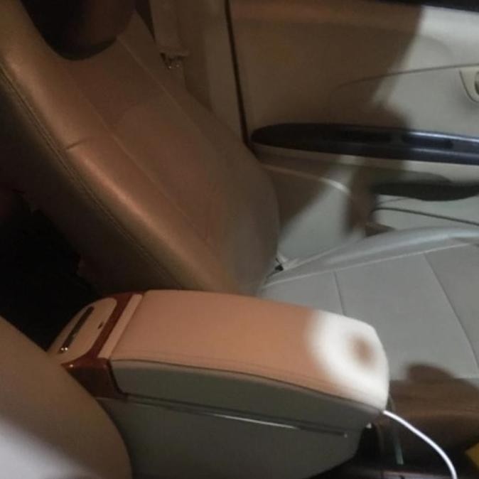 Consol Box Mobil All New AVANZA XENIA Arm Rest With USB Carger