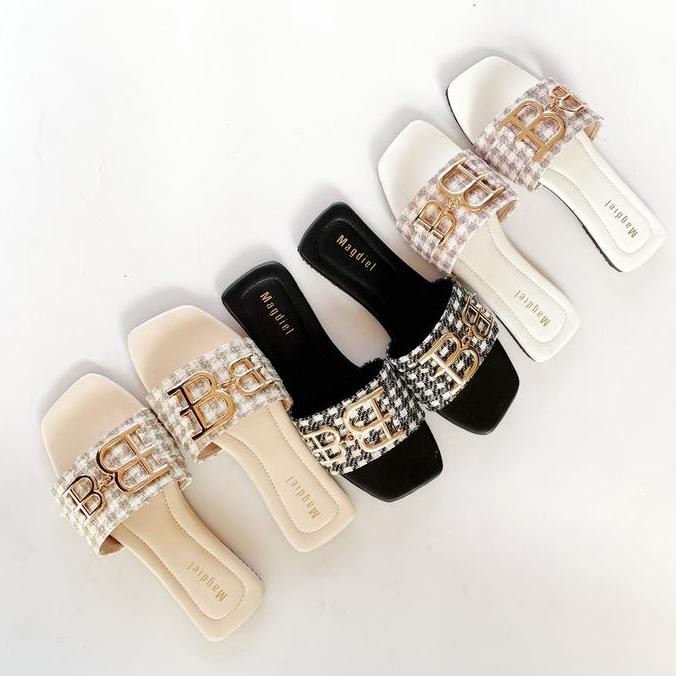 

Magdiel Virly Sandal Wanita Anti Slip JS