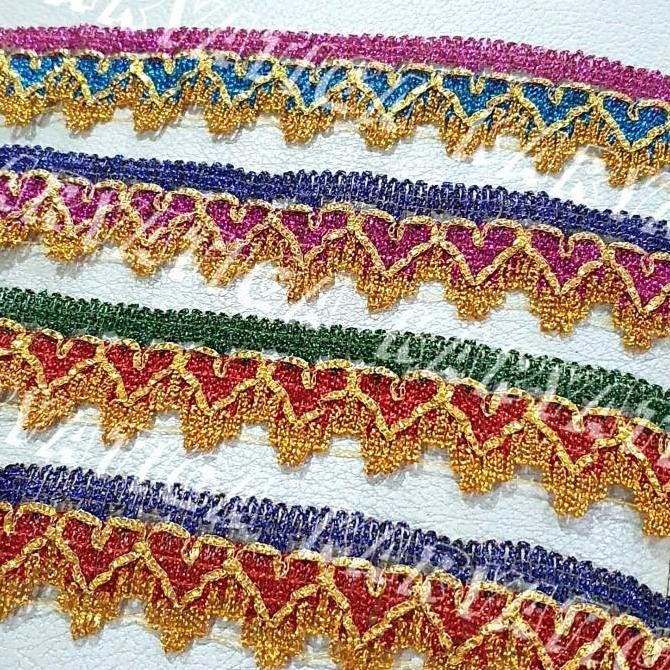 

:=:=:=:=] Renda Mahkota Emas 2 Warna Dil Mix Lebar +/- 3.9 cm Panjang 17 Yard