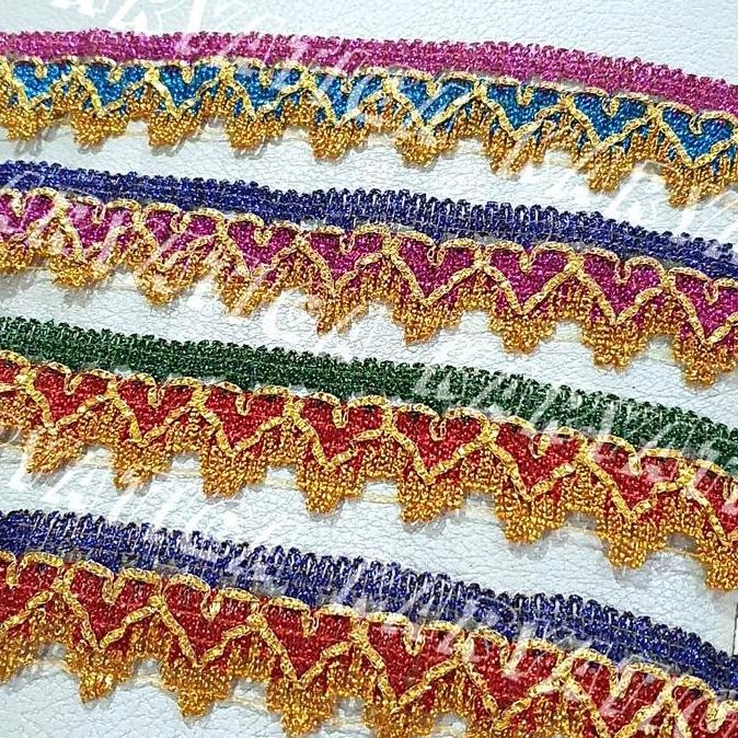 }}}}}}] Renda Mahkota Emas 2 Warna Dil Mix Lebar +/- 3.9 cm Panjang 17 Yard