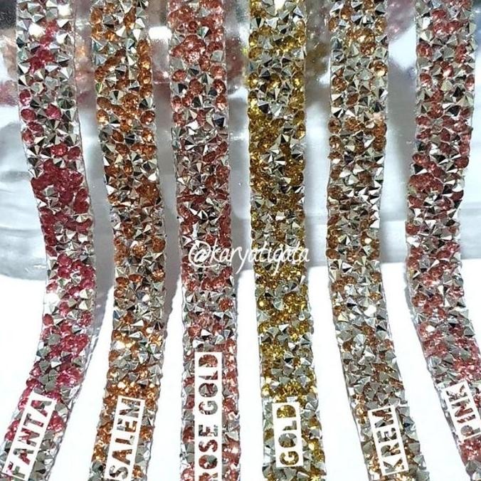 

Produk Terbaik] (Per Baris) Diamond Tikar Gosok Motif Acak 1 cm x 40 cm - Batch 2