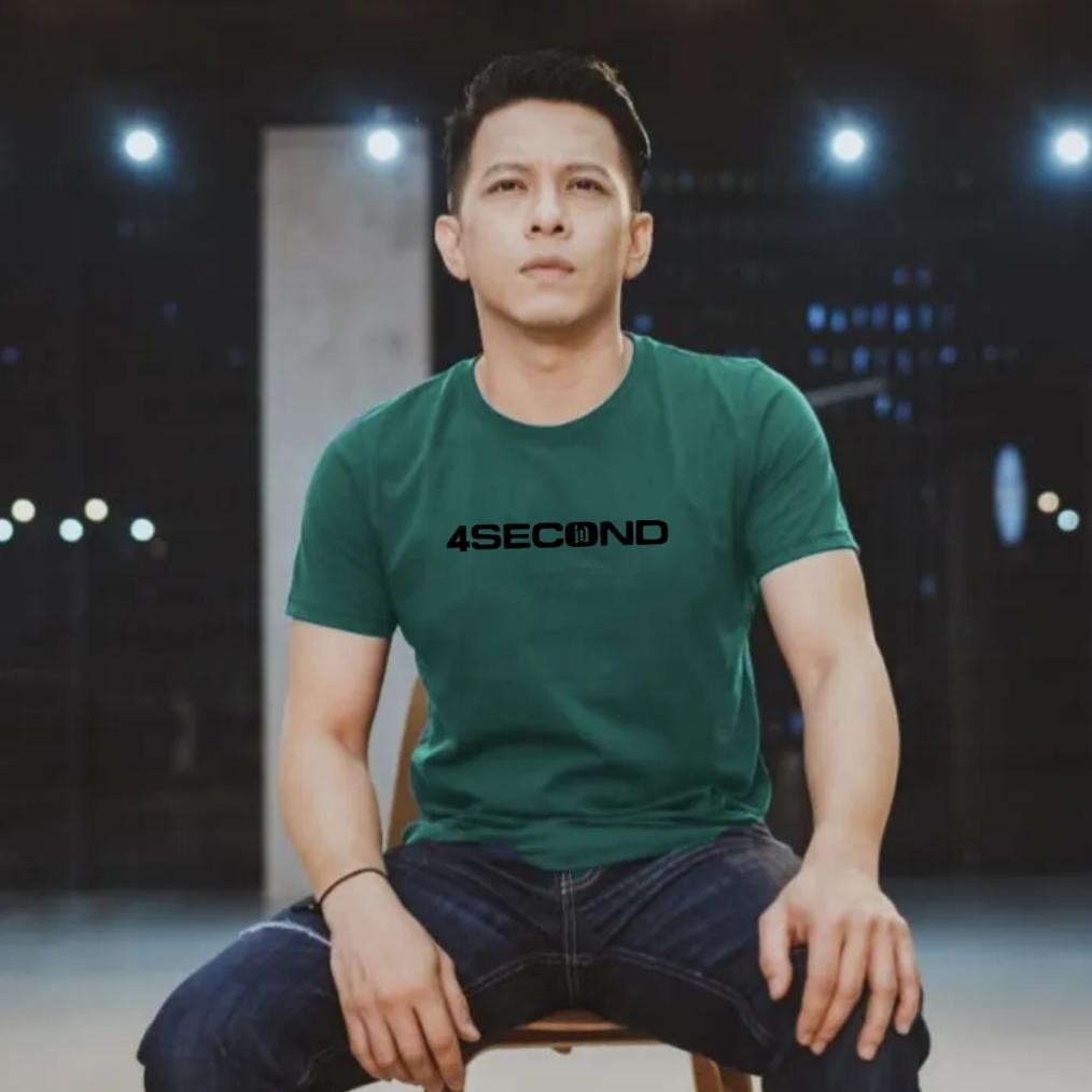 Special 4Second Kaos Distro Ariel Noah Katun / Kaos Four Second Pria Dewasa / Baju Kaos Ariel 4Secon