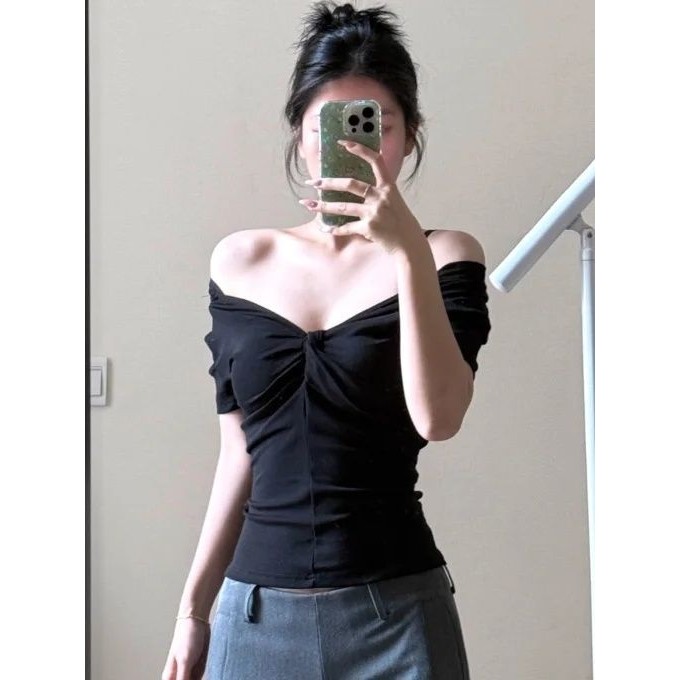 Dainty VogueKaos Oblong Lengan Pendek Bahu Lurus V-Neck Hitam Wanita Musim Panas Slim Fit Atasan Fas