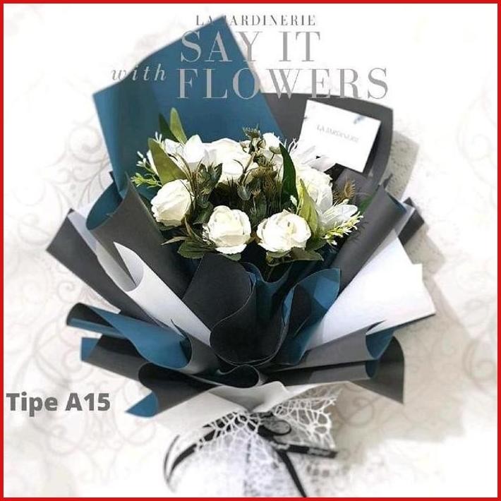 BUNGA WISUDA ABU-ABU BIRU SILVER HITAM PUTIH BUKET COWOK LAKI SIDANG