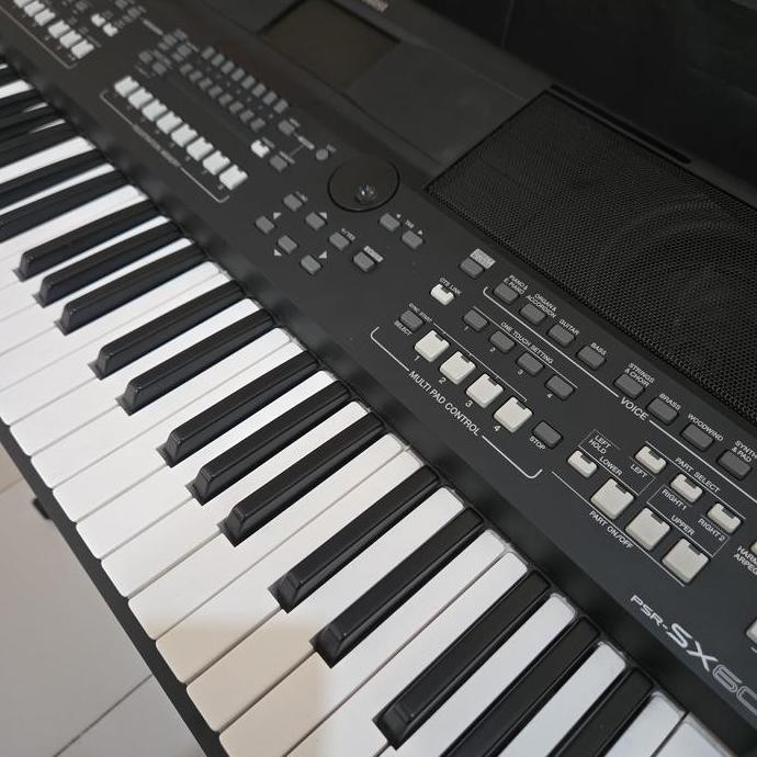 New  YAMAHA PSR SX600 / YAMAHA PSR S-X600 KEYBOARD ARRANGER Second Like New