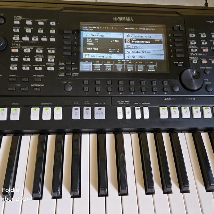 New  Yamaha PSR S775 Keyboard Arranger / Keyboard / Organtunggal