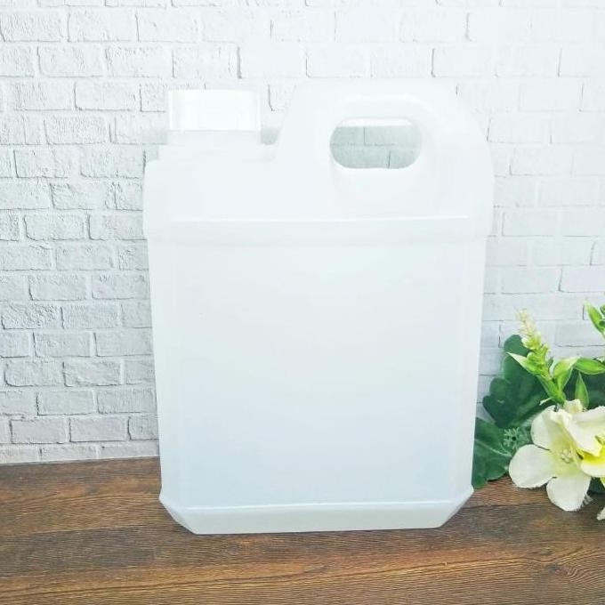 

Air Zam zam 1 Liter asli / Air zamzam 1 liter asli original