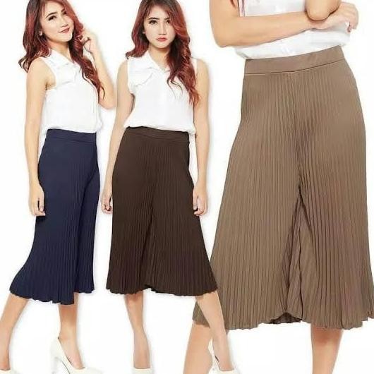 Df154>> Celana Plisket Pendek 7/8/ Celana Pendek Wanita Plisket Jumbo Terbaru