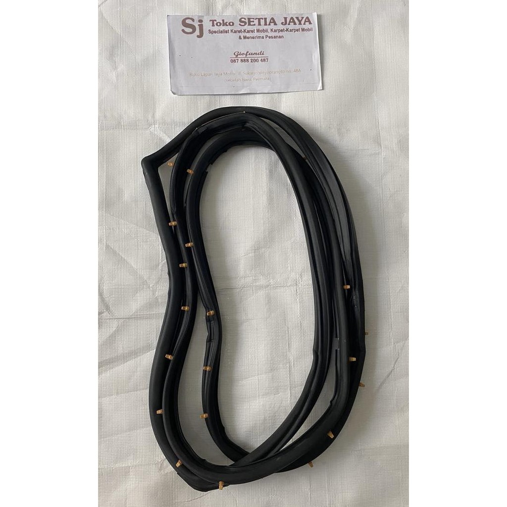 Karet pintu Mitsubishi lancer SL