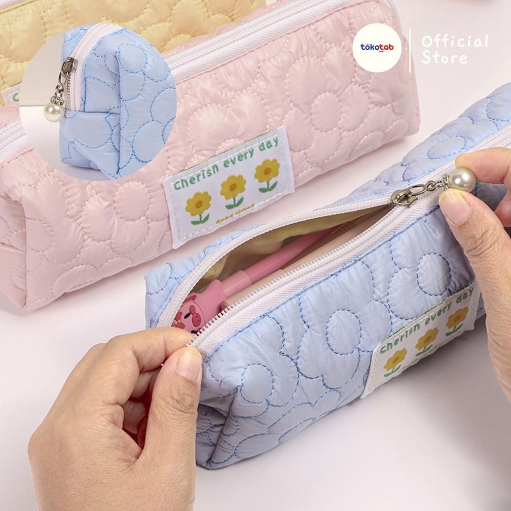 

Kuke Tokotab - Sunflower Pillow Pencil Case Stationery Bag Pouch Makeup Pencil Case Bag Stationery Fluffy Pouch Multifungsi Gha-65