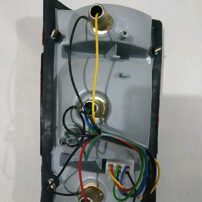 DF301>> Stoplamp Isuzu Lampu Stop Panther Kotak