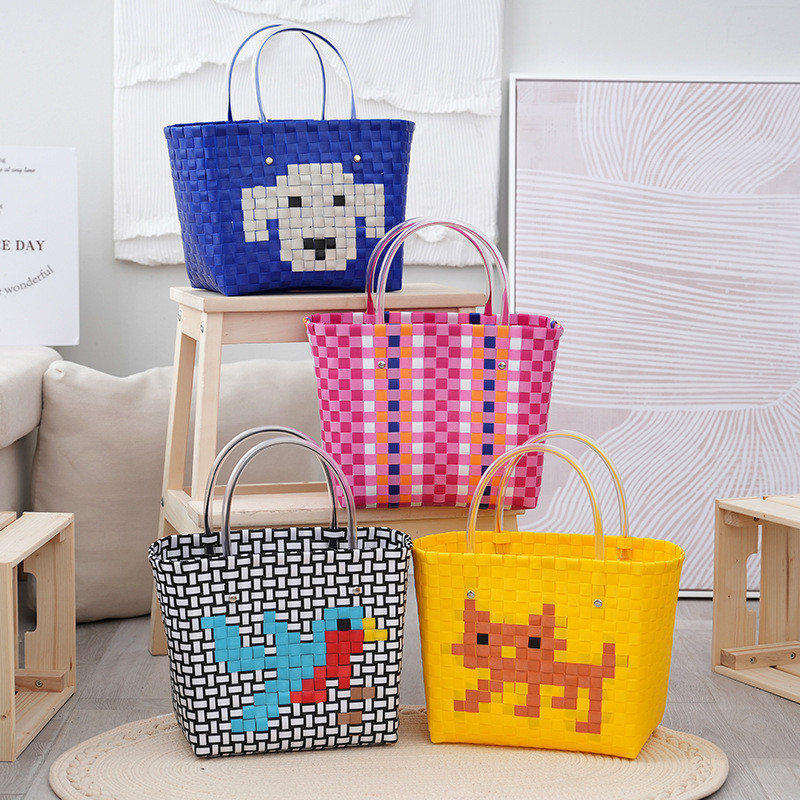 Tas Animasi Kartun Blok Warna Anyaman Plastik Pegangan Tangan