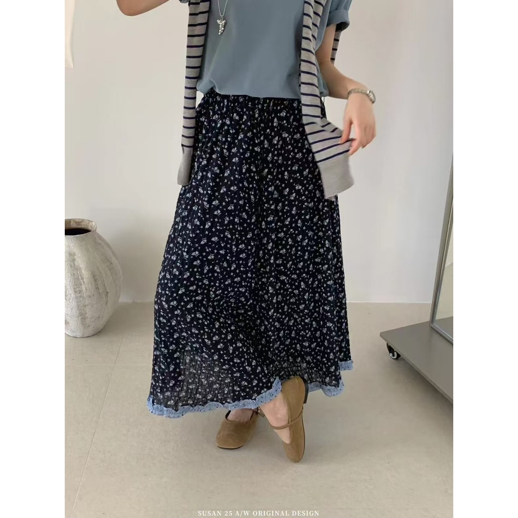 Rok renda bunga kecilPola: Bunga Kerajinan: Kolase/Jahitan Nama Kain: Katun Bahan Utama Kain: Katun