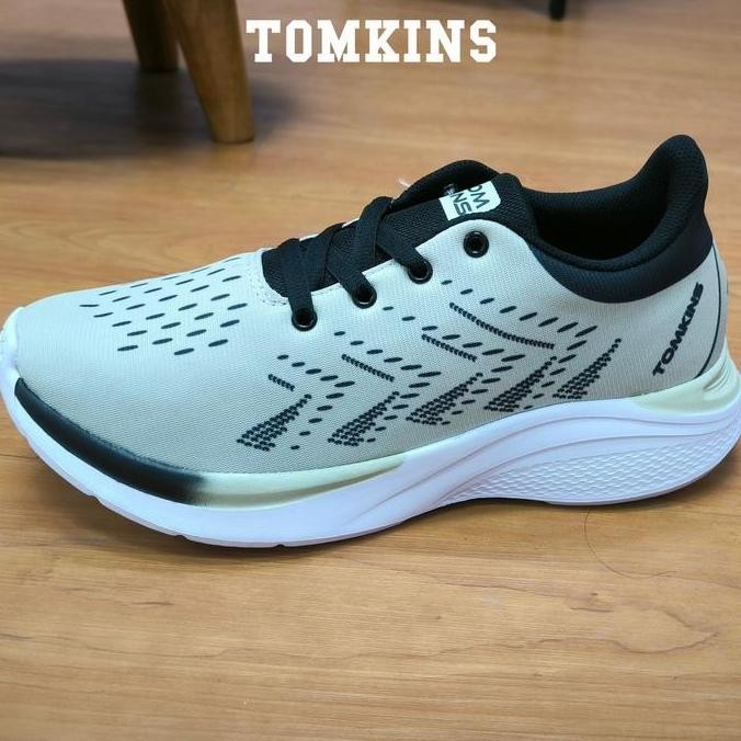 Tomkins Stream Alpha - Sepatu Olahraga