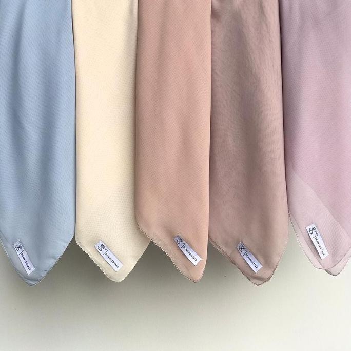 (Good) Paris Jepang Premium Hijab Segiempat JahitTepi Adem Tegak Nyaman Syari