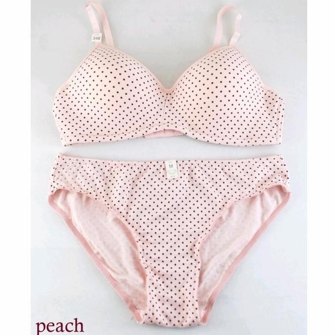 BRA SET NEVADA BH TANPA KAWAT TIDUR (VICTORIA SECRET UNIQLO WACOAL H&M