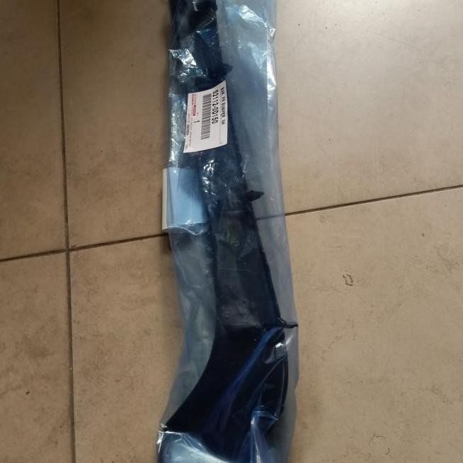 HALITAUTRENDS LIST GRILL/LIST GRILLE BUMPER DEPAN ALL NEW YARIS 2014/2017 ORIGINAL