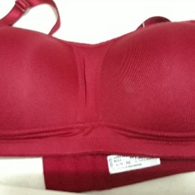 BRA LULUDI TANPA KAWAT WIRELESS SPORT BH (WACOAL RUNNING YOGA TRIUMPH