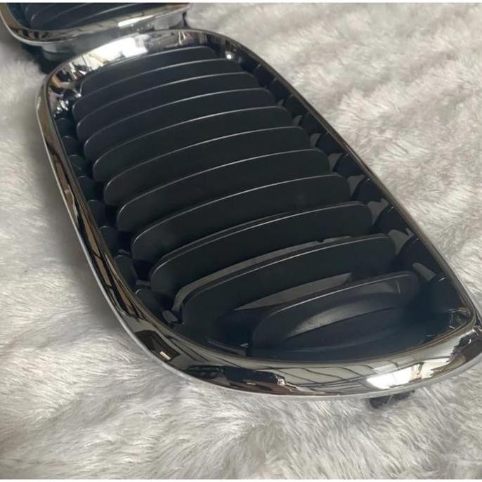 Grill BMW E46 Facelift (2002-2004) Black Chrome