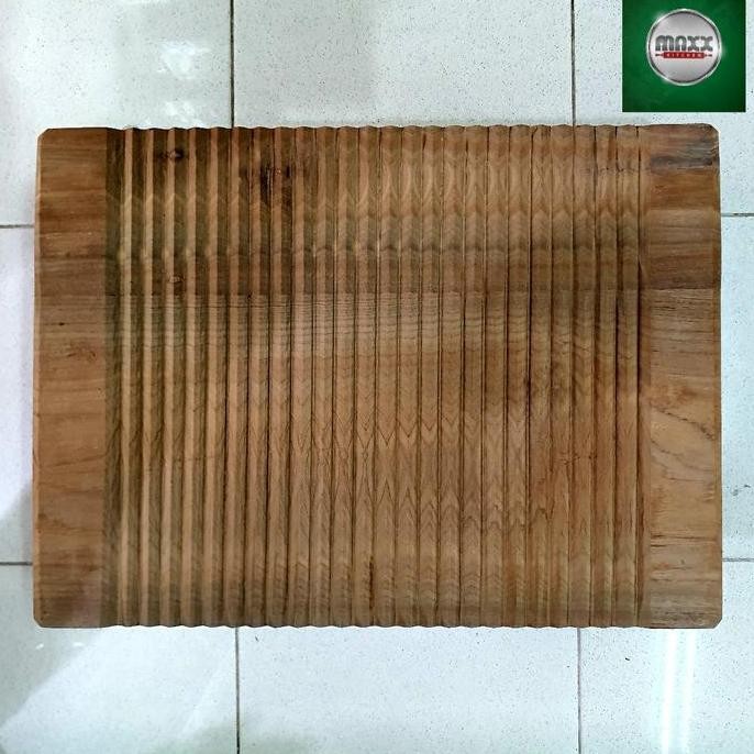 Papan Cuci Baju / Papan Gilasan Baju Kayu Jati 50X34