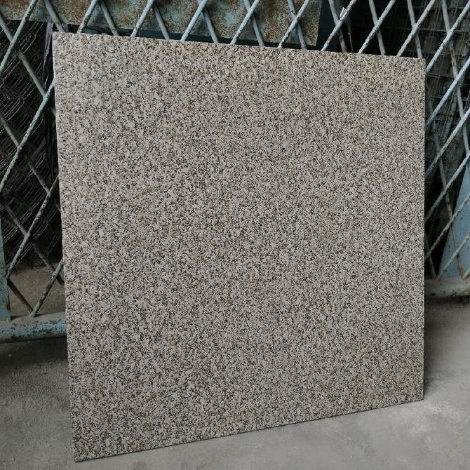 KERAMIK 60X60 TERASO ABU ABU  BROWN/ KERAMIK 60X60 KASAR