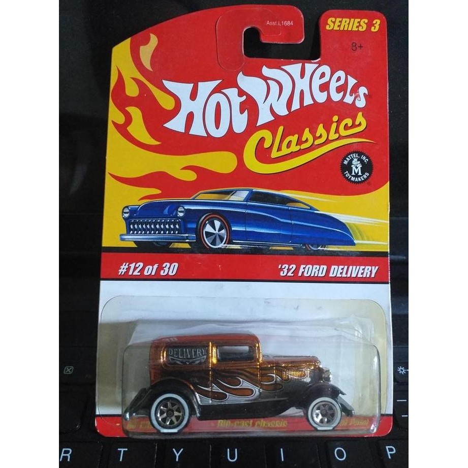 HOT WHEELS HW CLASSIC 32 FORD DELIVERY GOLD
