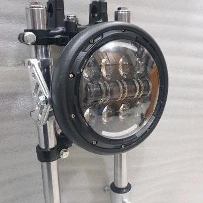 Bonus Dudukan / Breket Lampu Pesek - Paket Lampu Dmaker Daymaker 7Inci Japstyle Supermoto Tiger Mega