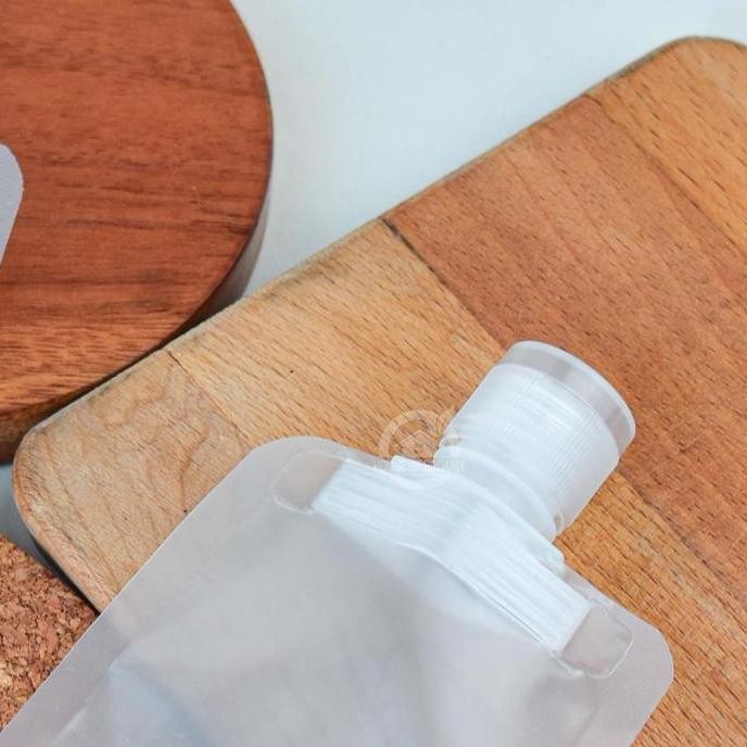 Botol travel refill pouch fliptop food grade