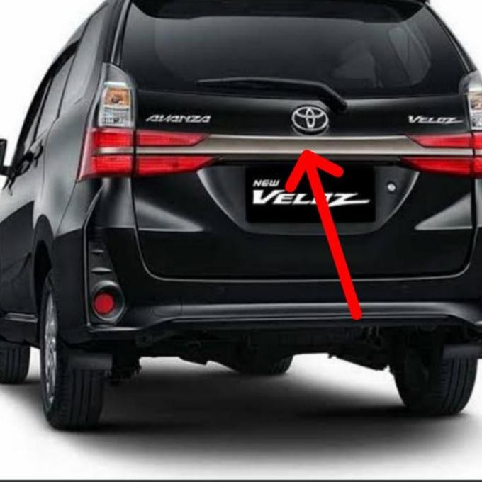 Trunklid/list chrome pintu bagasi avanza veloz 2019/2 orinal