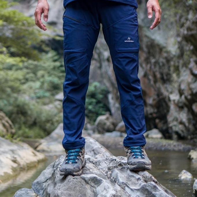 Wildshell Celana Gunung Panthera Series