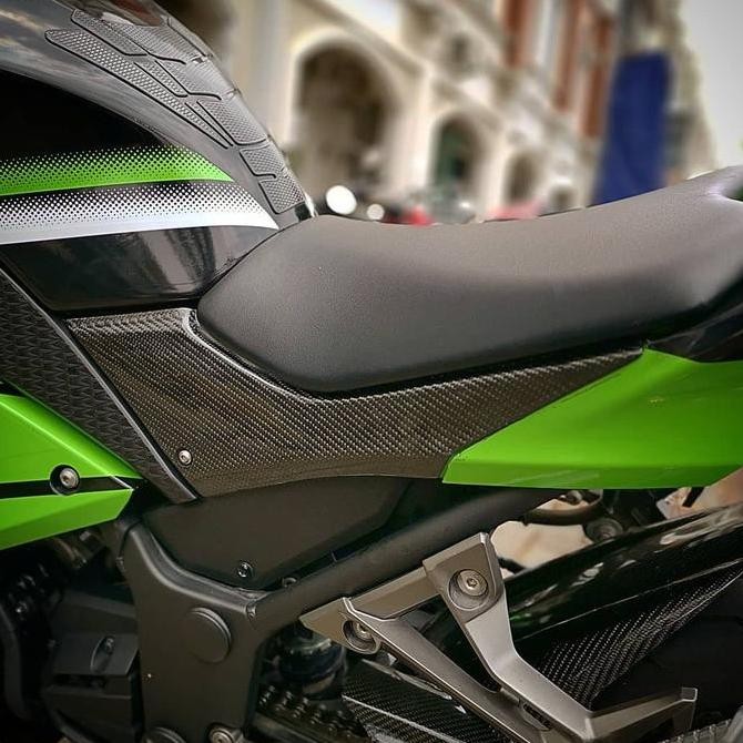 Carbonstar : Underseat Kawasaki Ninja 250 fi / Z250 Original