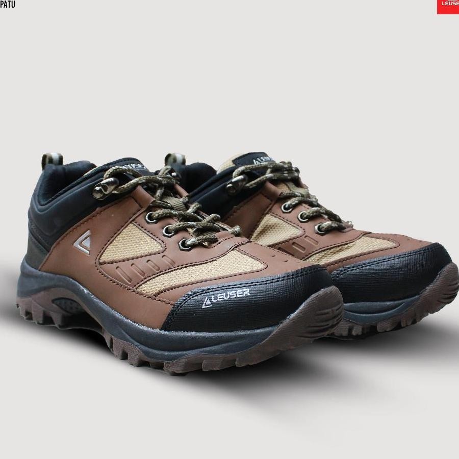 Leuser Sepatu Hiking Terrastride