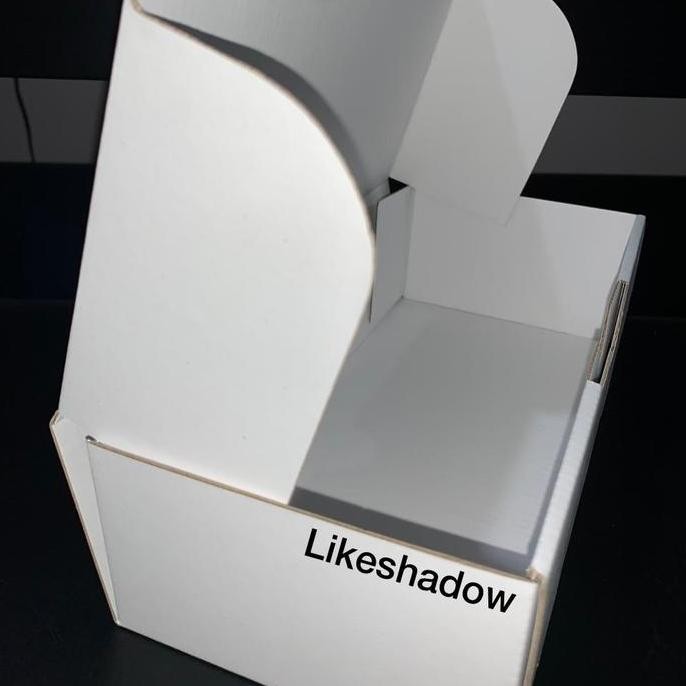 pizza box / kardus / karton / uk 25x12x7 cm / E flute / die cut/ putih