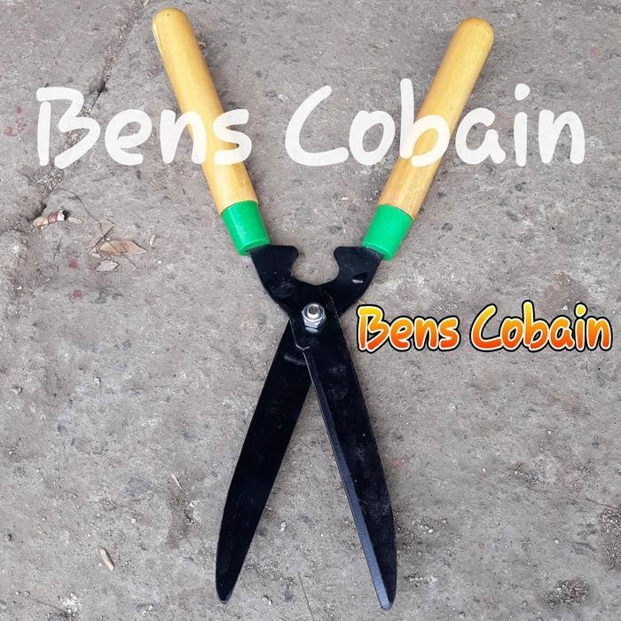 Gunting Pemotong Rumput Gunting Rumput Gagang Kayu