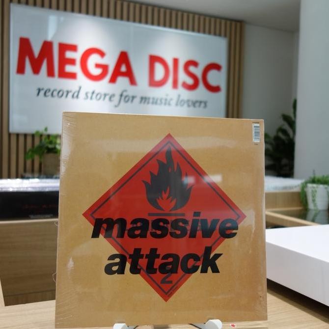 LP Massive Attack - Blue Lines Album Vinyl Piringan Hitam PH Rare Koleksi Original