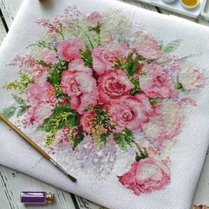 paket kristik bunga mawar merah muda