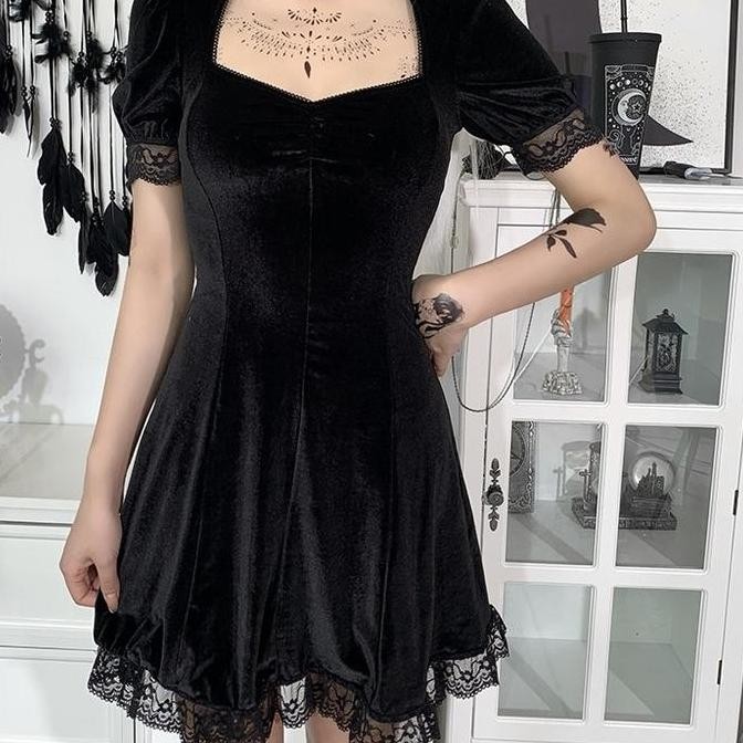 Goth Dress Lace Vintage Black Dress 8623 (S/M/L)