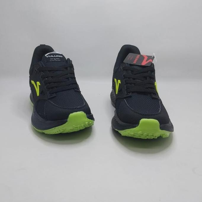 Sepatu Pria Wanita Sneakers Outdor Sport Lari Senam Dan Jogging Sepatu Olahraga Batminton Dan Volly 