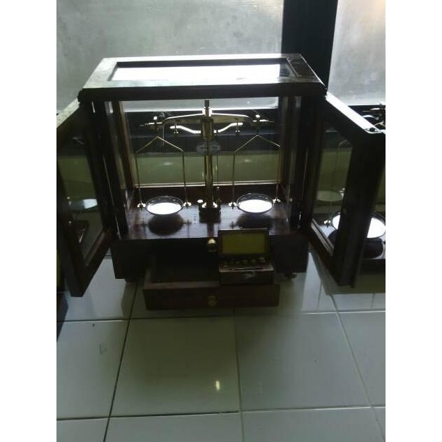 TIMBANGAN OBAT / NERACA OBAT/ FARMASETIKA MILIGRAM ORIGINAL DAN TERPERCAYA