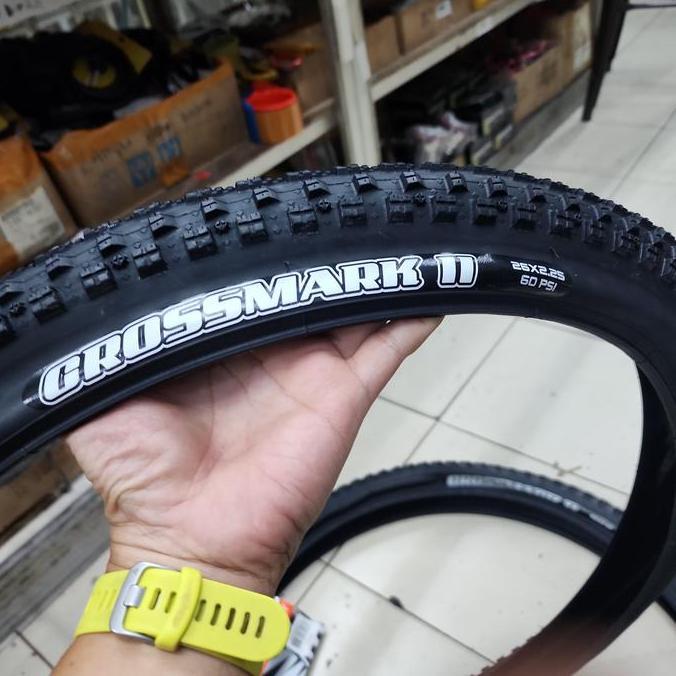 Maxxis 26 X 225 Crossmark Ii Wired - Ban Luar 26 X 2.25 Maxxis Crossmark 2 Wire Ringan Satuan Nw Bik