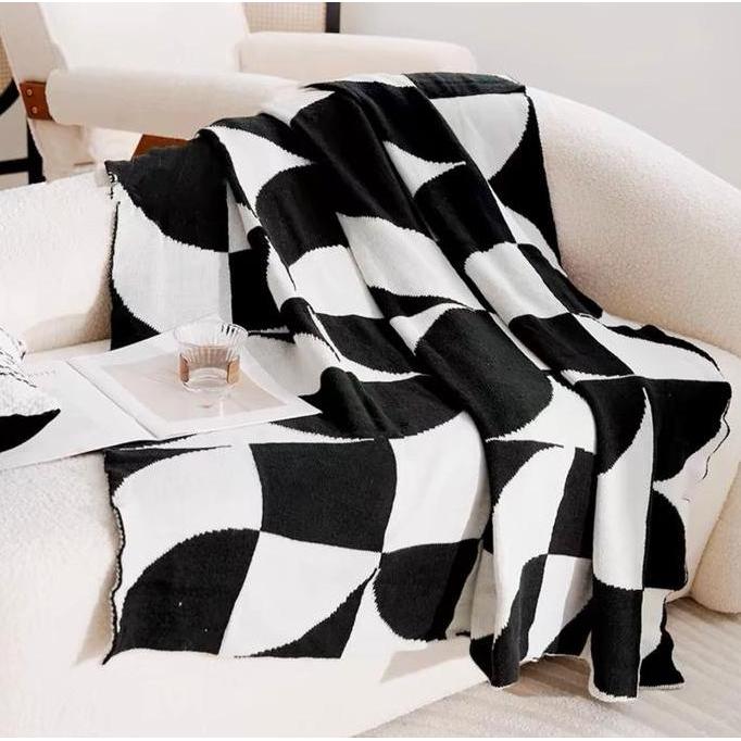 Novak Throw Colour // Throw // Selimut