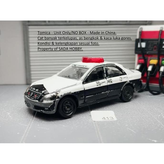 TOMICA NO 32 TOYOTA CROWN PATROL CAR UNIT ONLY JUNK SADHO