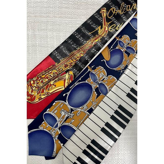 Dasi Pria Motif Musik Banyak Pilihan