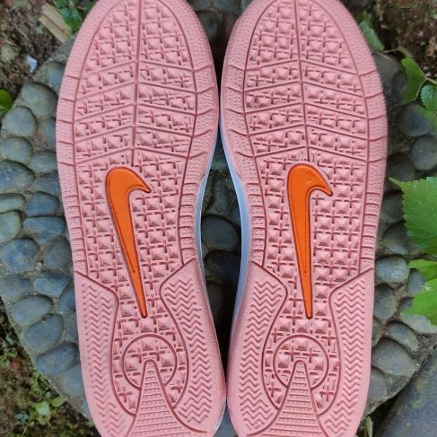Outsole Sepatu Nike Paul Putih Peach Baru