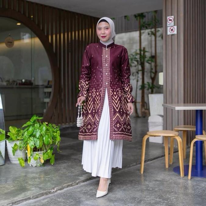 Oioioi- Batik Ravindra Tunik Batik Serena Lengan Panjang Kancing Depan Tali Samping Katun Elegan